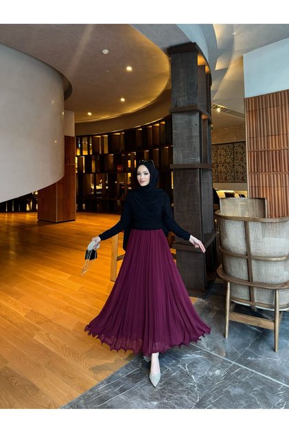 Pleated skirt