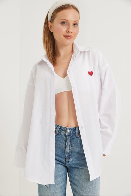 Heart Embroidered Oversize Basic Shirt White