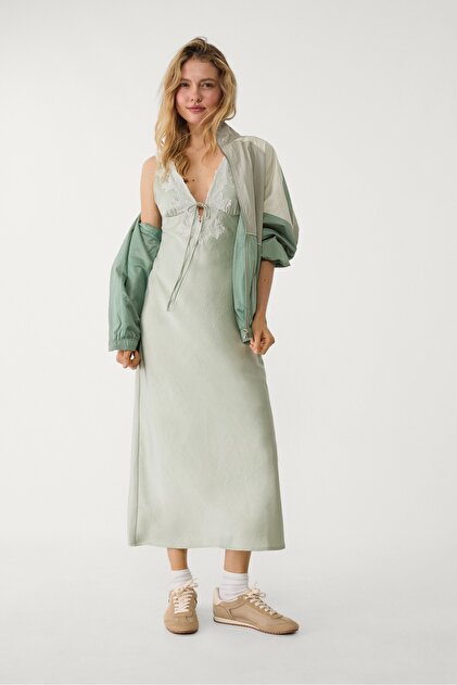 stradivarius satin midi dress Satin midi dress - Women's fashion