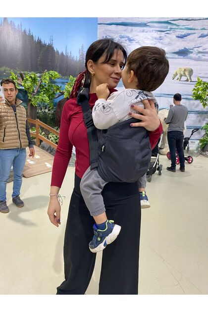 Anthracite Side Sling | Ergonomic Child Carrier 10 Months-4 Years (Max 18kg)