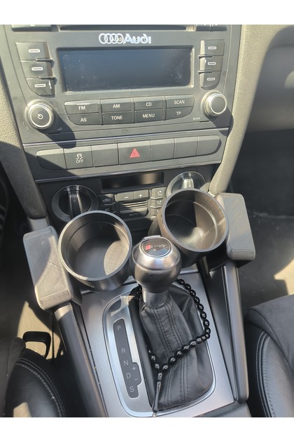 AUDİ A3 ÇOK AMAÇLI BARDAK TUTUCU
