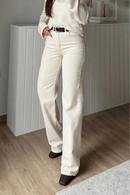 Women's Straight Beige Color Jean Pants Utc001