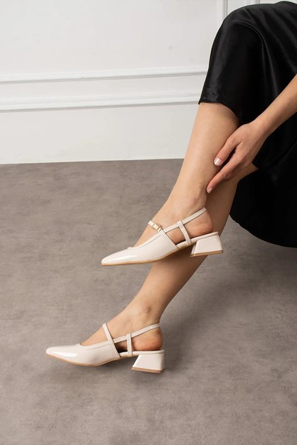 Elegant Tweed or Patent Leather Blunt Toe Belt Detail Short Heeled Women's Daily Lightweight Ballerina Shoes