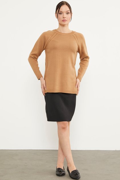 Tunic Knit Sweater with Hair Braid Detail - Camel