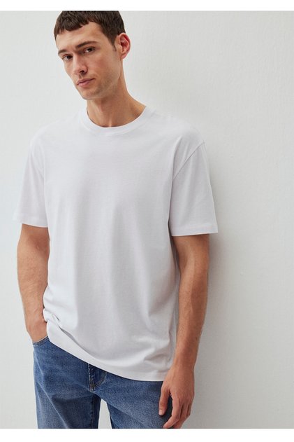 Basic Comfortable Loose Fit Men's T-Shirt