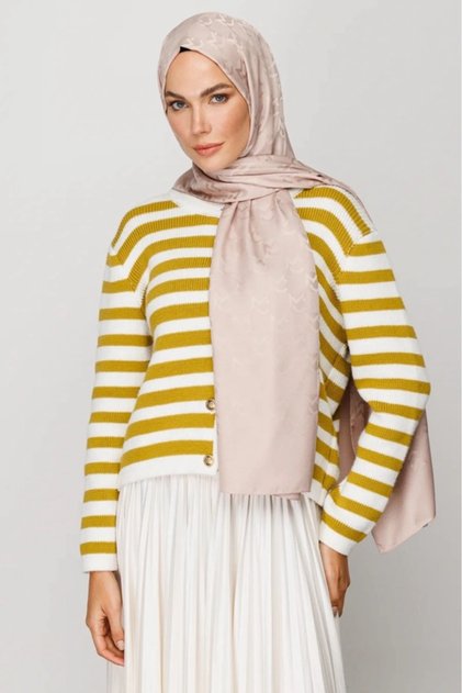 Mc Pattern Jacquard Shawl