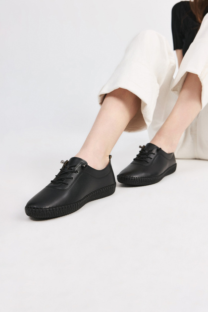 Yaya by Hotiç Siyah Yaya Kadın Sneaker - Fiyatı, Yorumları