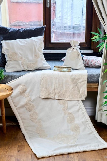 Lux Linen Prayer Rug & Bundle Set (4 Pieces)