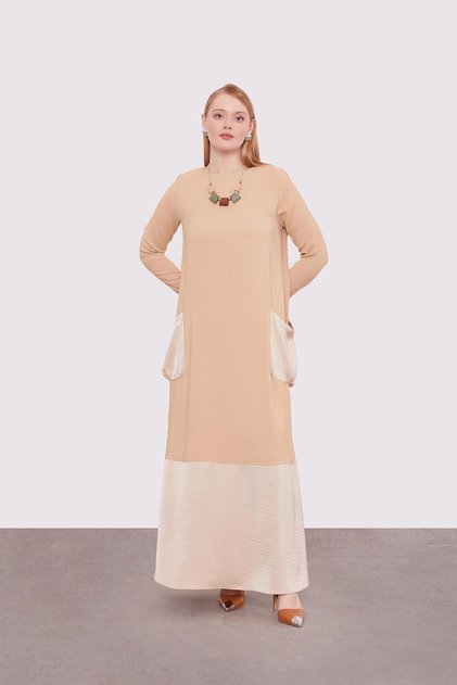 Beige large pocket detailed dress