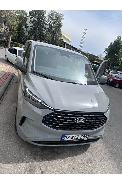 Universal NFS AUTO FORD TOURNEO CUSTOM 2024 MODEL OTO KOLTUK