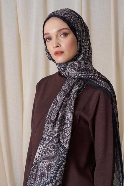 Historical Livia Pattern Shawl - Nefti