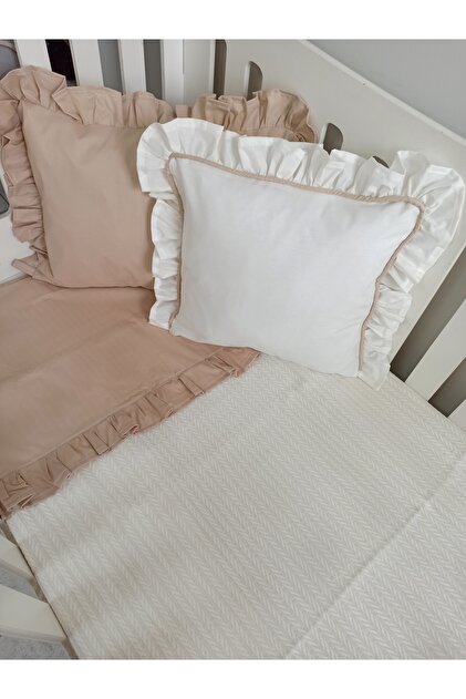 Ege Home deluxe %100 pamuklu fırfırlı bebek pike takımı bej