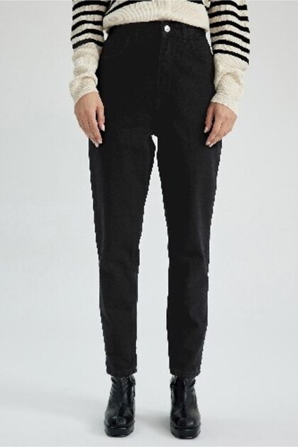 Lina Comfort Mom Fit High Waist Comfortable Fit Lightweight Narrow Leg Ankle Length Jean Pants Z6556Az23Sp