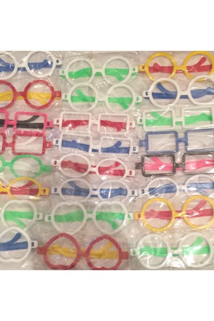 Oyun Gözlüğü Plastik Camsız Değişik Renk Ve Modellerde 4 Adet