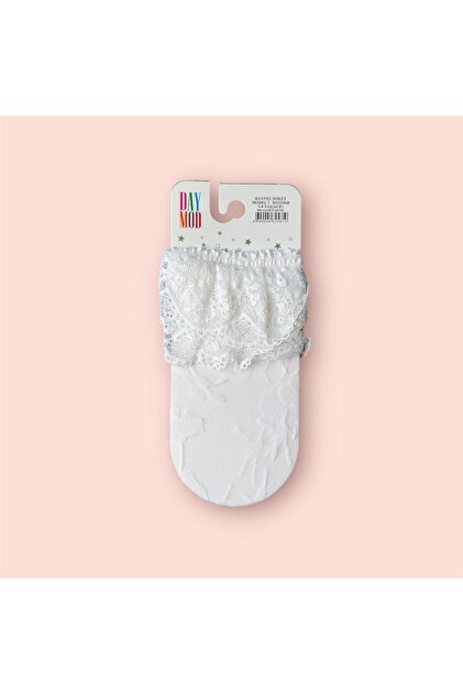 Children's Ankle Frilly Lace Patterned Socks Cream Color