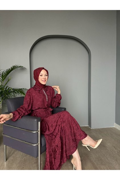 Kadın Önü Taşlı Tesettür Elbise