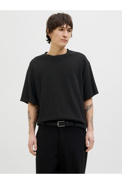 Solid Crew Neck Relaxed Fit T-Shirt