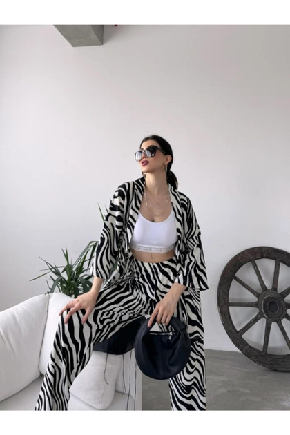 Kadın Zebra Desenli Kimono Takım