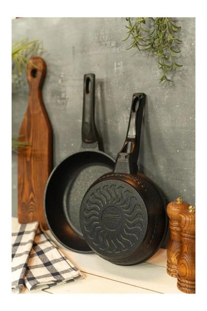 Diamond 2 Piece Pan Set 20-24 cm