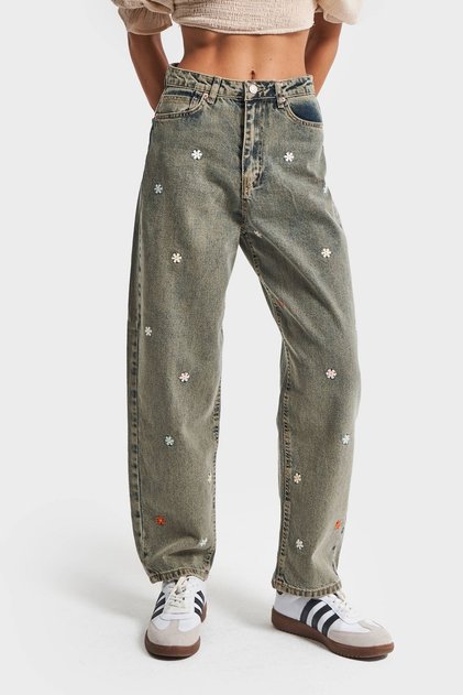 Women's S Tint Denim Color Daisy Embroidered 100% Cotton Denim Jean