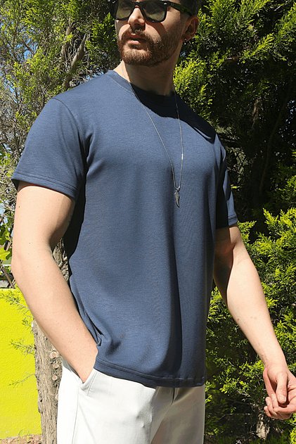Men's Regular Modal Fabric Silky Textured Wrinkle-Free Basic T-Shirt