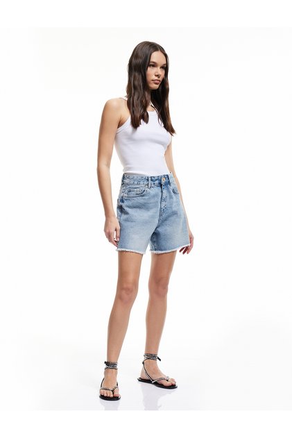 Buttoned Scuffed Leg Cotton Comfortable Fit Mini Denim Shorts