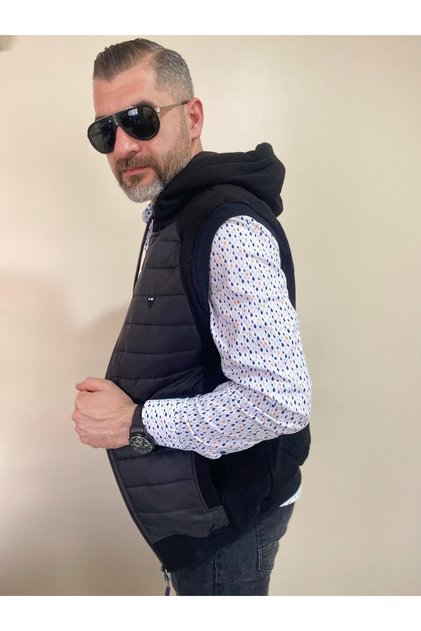 Three Thread Front Quilted Zipper Hooded Vest