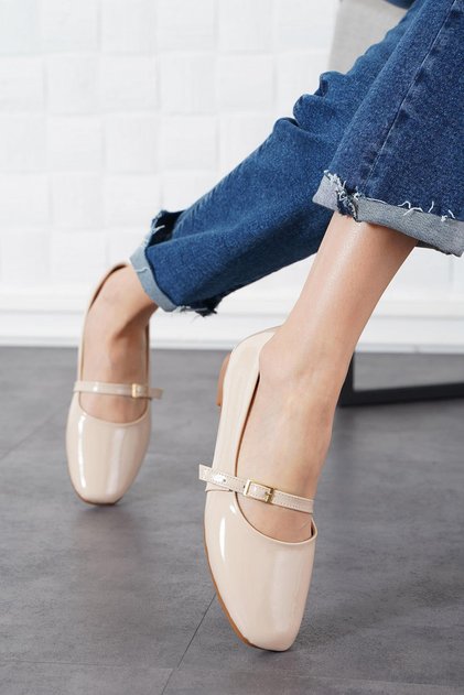 Senras women's ballet flat with scarf buckle in ten rugan