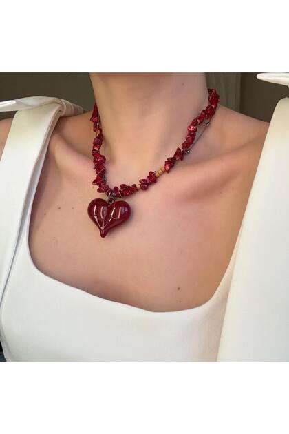 Bordo Kırık Boncuklu Kalp Kolye