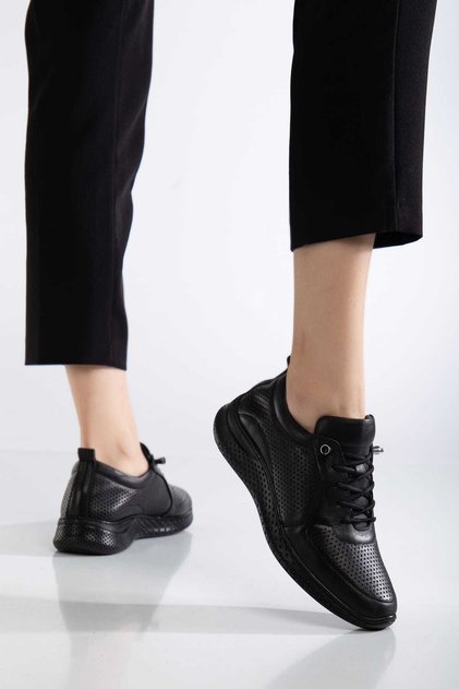 Kadın Sneakers Siyah İçi Dışı Hakiki Deri Spor Ayakkabı