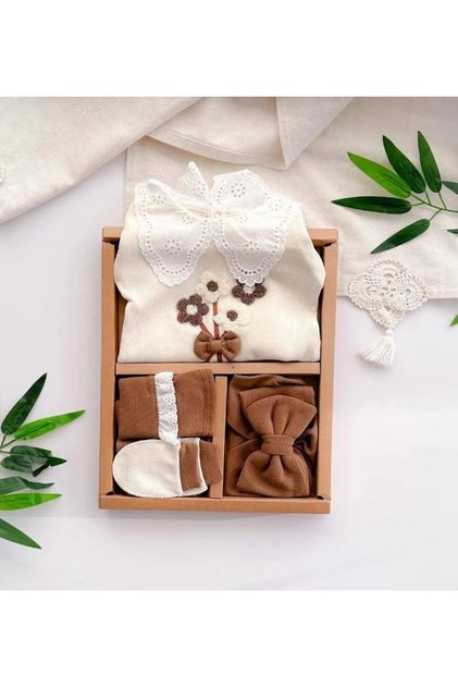 Mini Cayzen Baby Girl Scalloped Flower Embroidered Organic 5-Piece Luxury Newborn Hospital Discharge Set