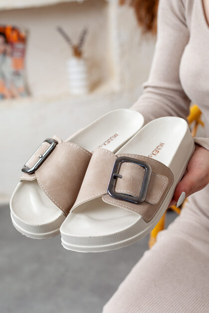 Women's Extra Comfortable Non-Slip Sole Comfort Single Buckle Daily Slippers