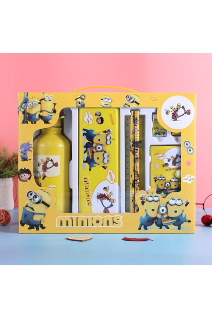 Minyonlar Kırtasiye Seti Hediye Kutusu Okul Malzemeleri Sanrio Minions Kırtasiye Seti 8 Parça