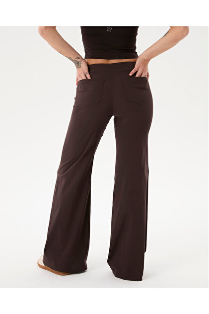 green emerald velvet dress Avec Les Filles Women's Lace-Up Flare Pants - Santa Fe Umber