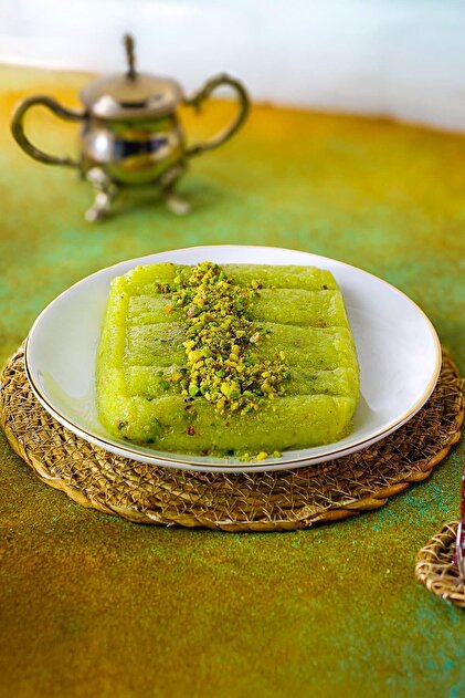 Antep Fıstıklı Fırınlanmamış Peynir Helvası - 250 gr