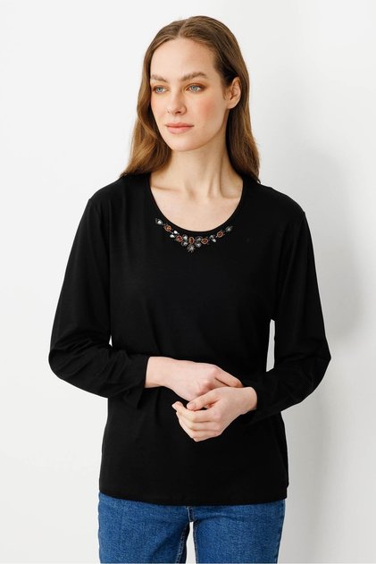 Women's Crew Neck Beaded Combed Cotton Blouse Black