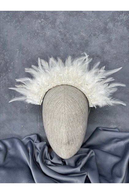 Arden Feathered Beaded Bridal Henna Crown Shiny Model