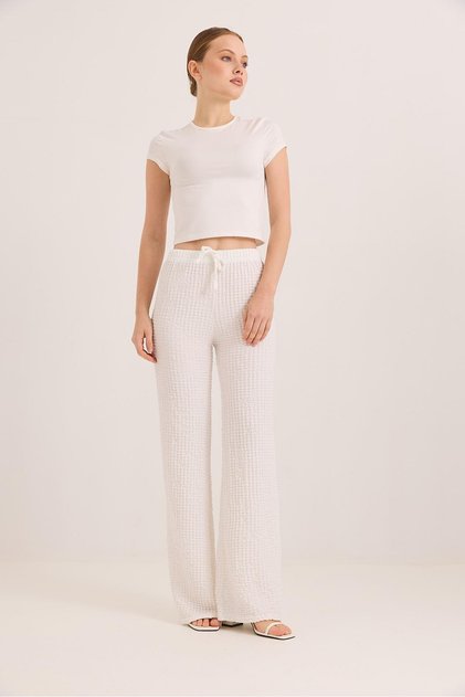 Bubble Knitted Fabric Comfortable Fit Trousers White