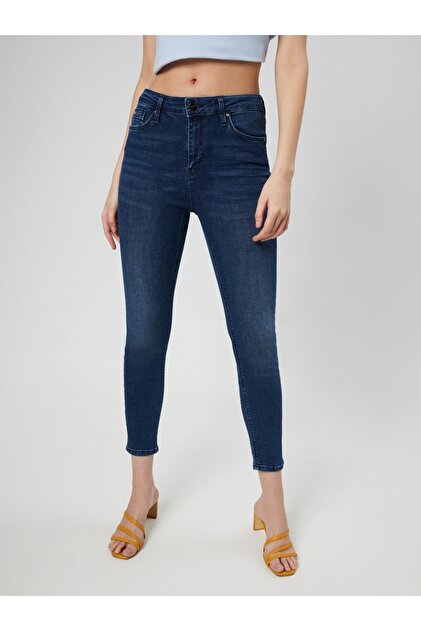 Nicole Skinny Fit Women's Trousers