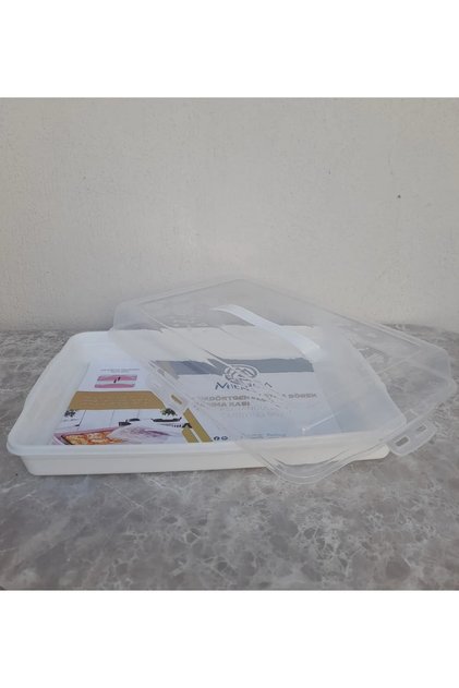 Dikdörtgen Kilitli Kapaklı Kek Börek Pasta Saklama Taşıma Kabı Borcam Büyük Boy 32cm