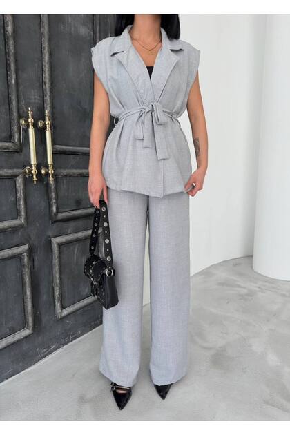 Women &Apos; S Linen Suit with Trousers with a Vest