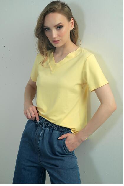 Women's V-Neck Slit Short Sleeve Blouse