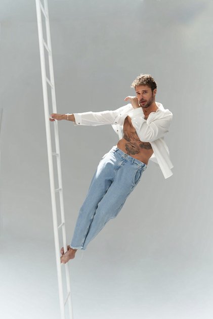 Fergusan Belt Detail Blue Ekek Jean Trousers