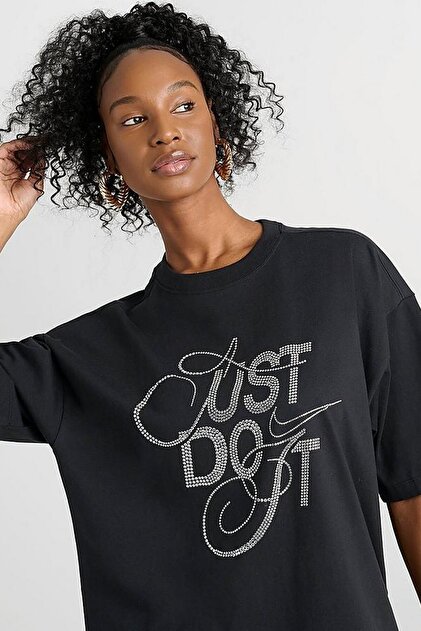 Nike Dance Oversize Ss Tee Kadın Oversize Büyük Beden Taş İşlemeli