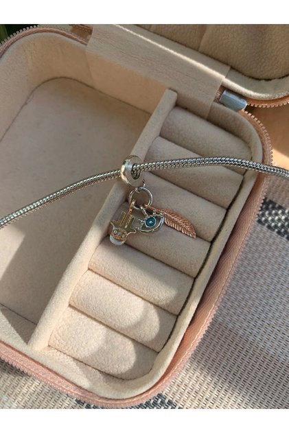 Fatma’nın Eli, Herşeyi Gören Göz ve Spiritüel Tüy Sallantılı Charm