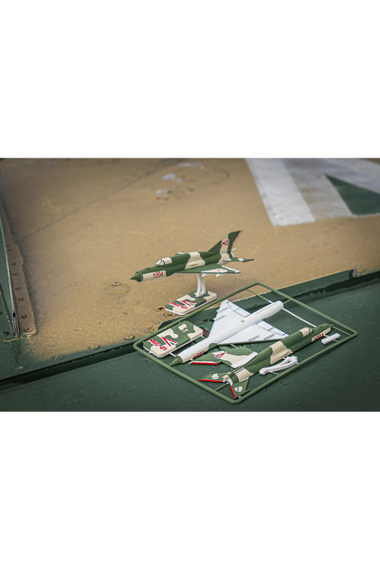 HUNAF MiG-21 Uçak Model Kiti
