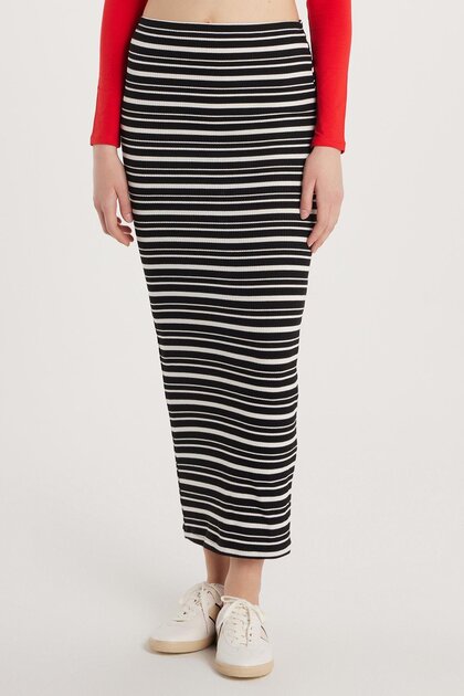 Women's Slim Fit Viscose Striped Regular Waist Skirt