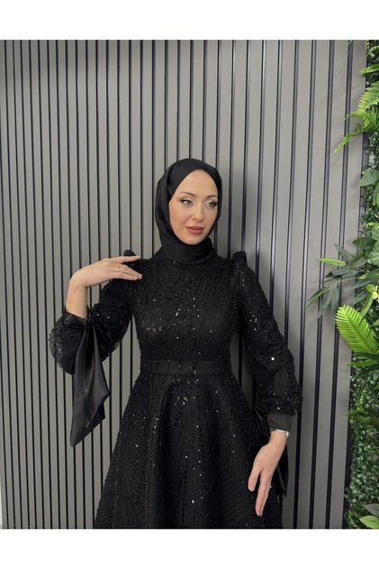 Vittoria Kolu Fiyonk Boncuk İşlemeli Abiye