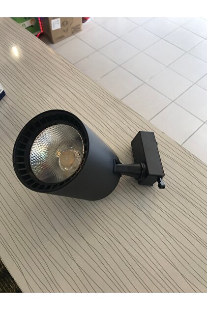 YÜCEL 30 W YCL LED RAY SPOT GÜNIŞIĞI 3200 kelvin SİYAH KASA
