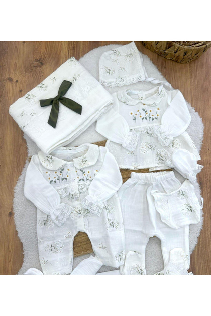 Boxed 100% Organic Cotton Muslin 10 Piece Newborn Hospital Discharge Set